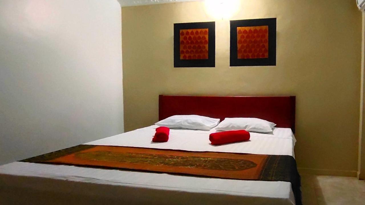 White Monkey Hotel Siem Reap Bagian luar foto