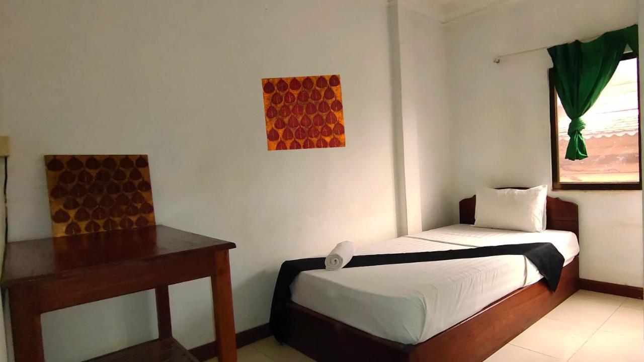 White Monkey Hotel Siem Reap Bagian luar foto