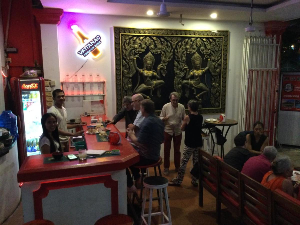 White Monkey Hotel Siem Reap Bagian luar foto