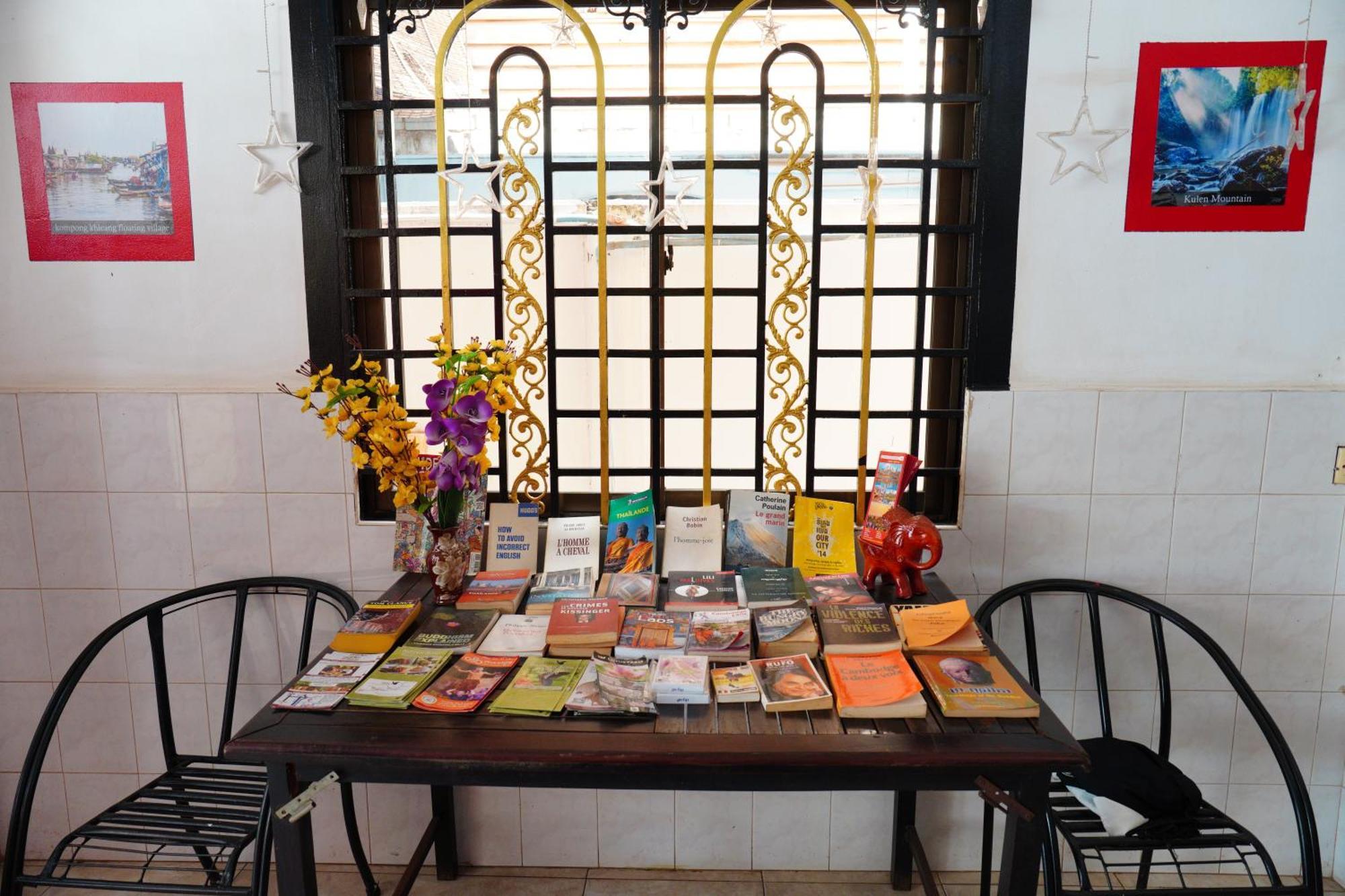 White Monkey Hotel Siem Reap Bagian luar foto