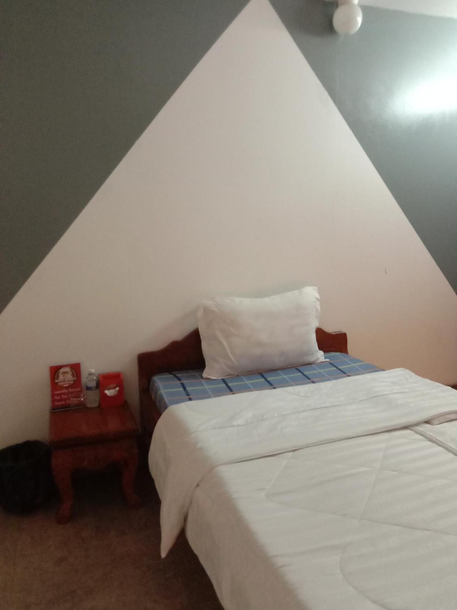 White Monkey Hotel Siem Reap Bagian luar foto